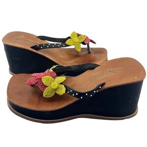 Vintage 90’s Y2K Rocket Dog Beaded Floral Wedge Sandals 3” Heel